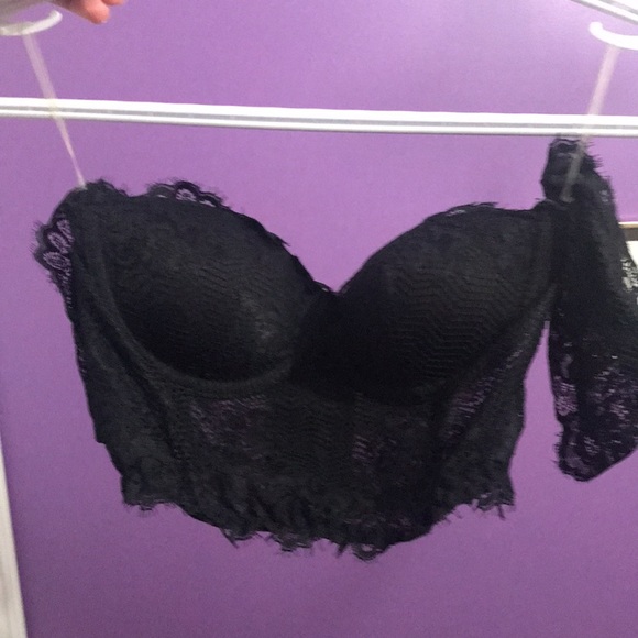 Black off the shoulder lace corset crop top - Picture 2 of 2